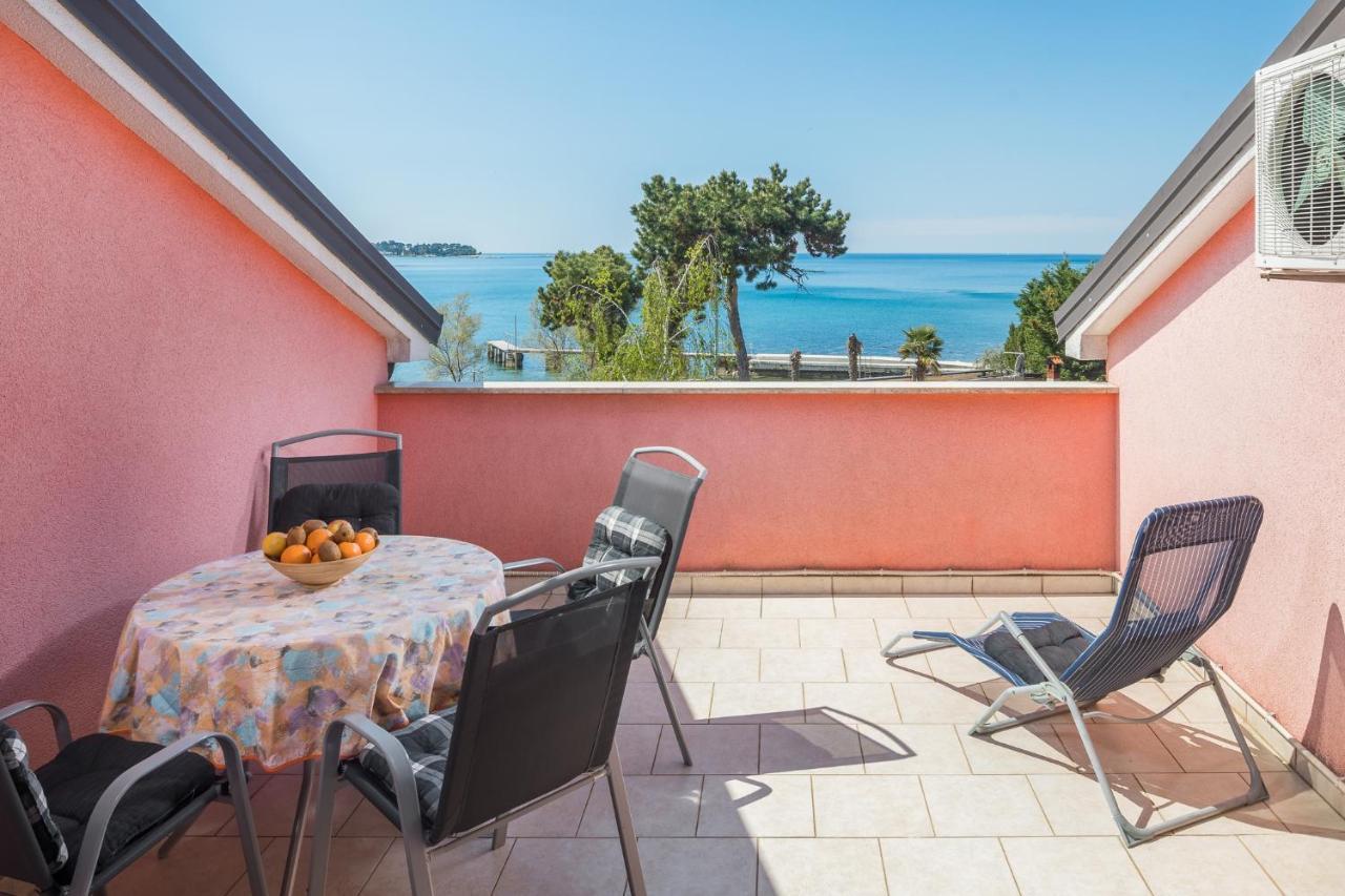 Ferienwohnung Sea Star with Stunning Sea View Poreč Exterior foto