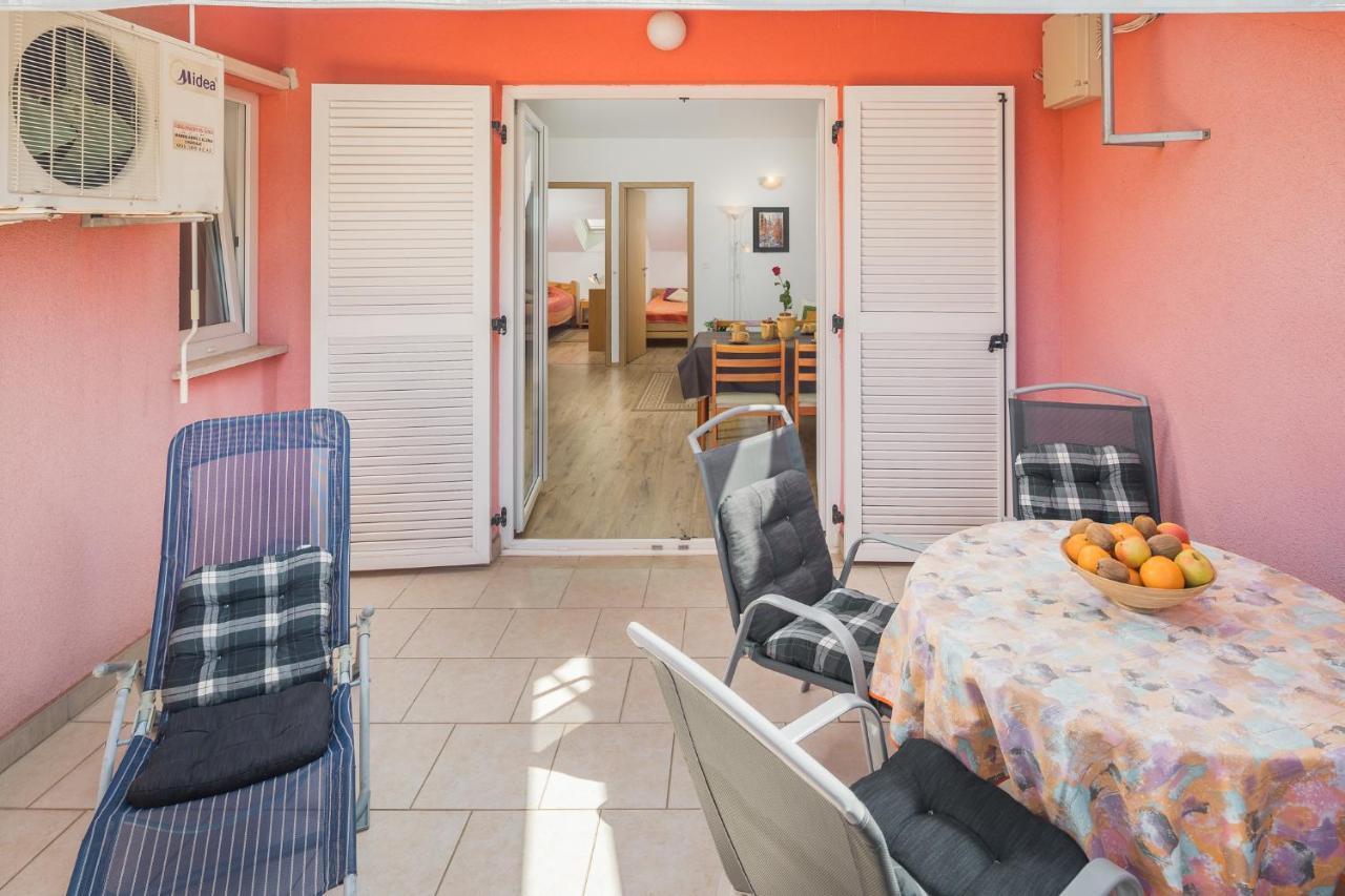 Ferienwohnung Sea Star with Stunning Sea View Poreč Exterior foto