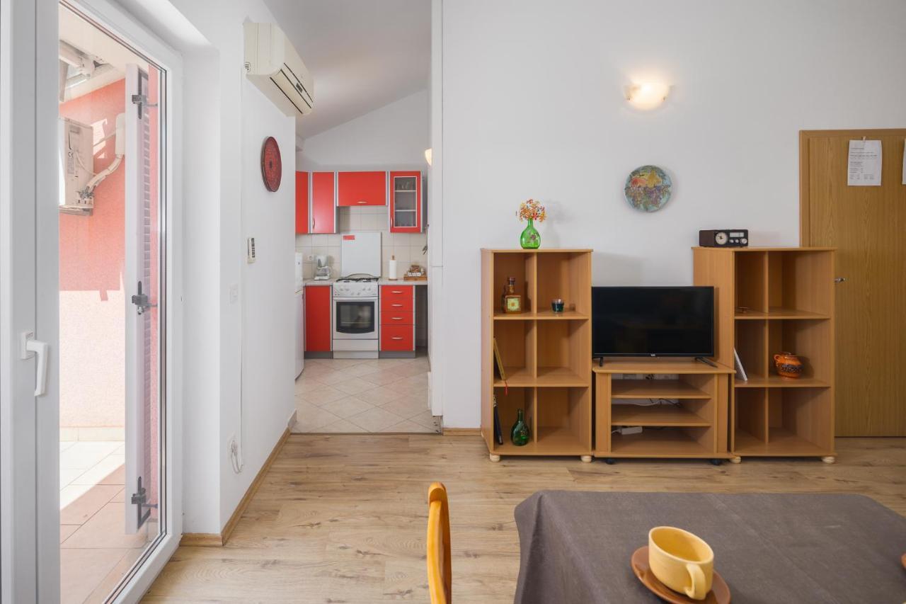 Ferienwohnung Sea Star with Stunning Sea View Poreč Exterior foto